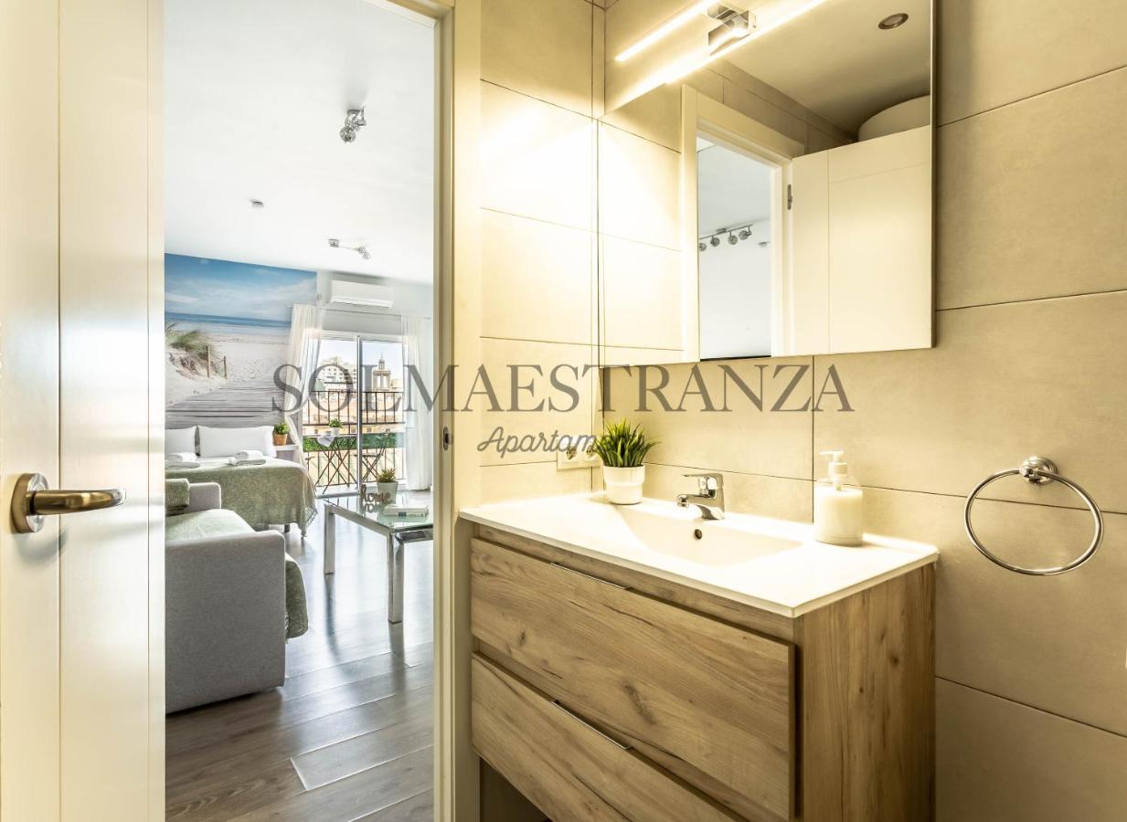 Atarazanas Apartment By Sol Maestranza Málaga Dış mekan fotoğraf